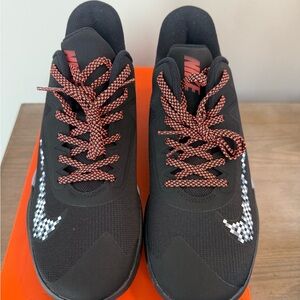 Nike women shoe size 7.5